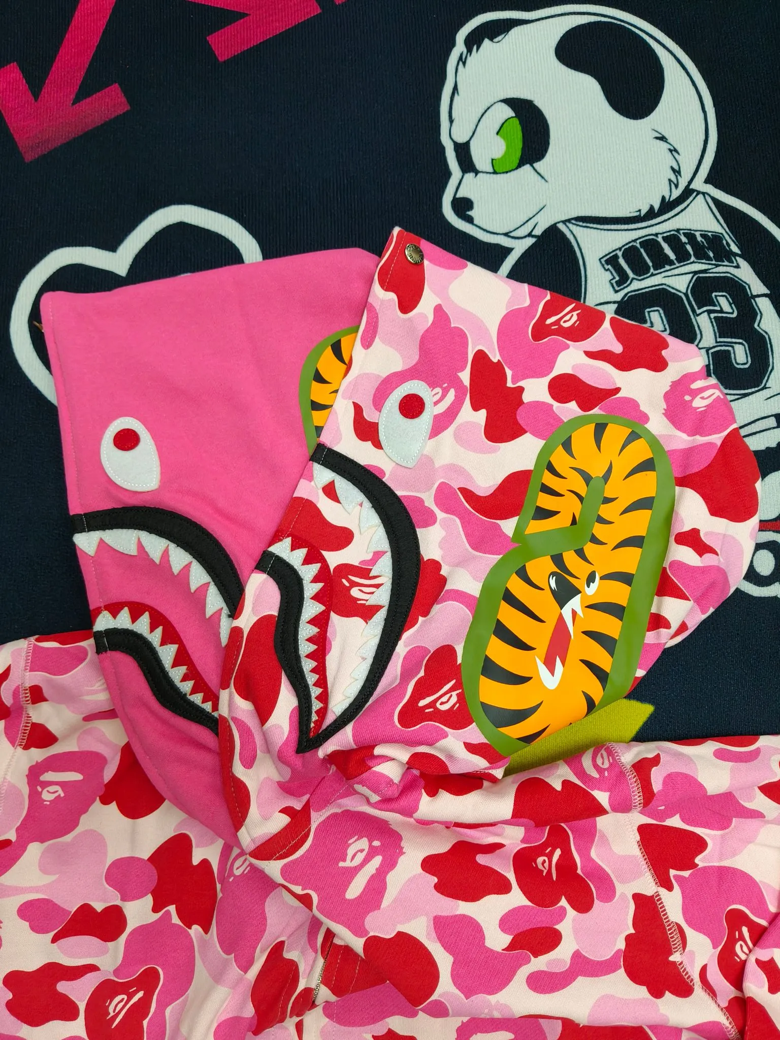 XX 205 Bape Abc Double Hat Large Flower Camouflage Shark Customized fabric 1:1 Fine workmanship High version Couple model: S—XXL [Green Pink Blue]